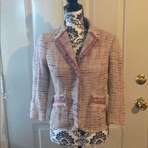 Adorable tweed cropped blazer
